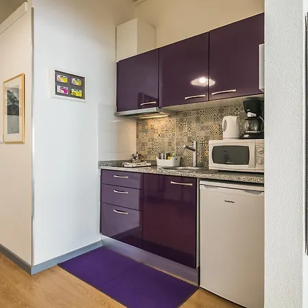 Purple פורטו